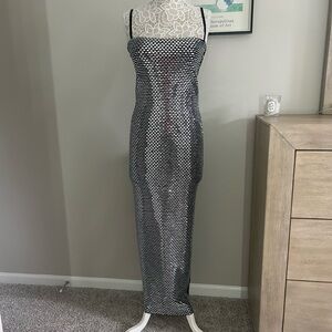 NWOT - RETROFÊTE Kyree Embellished Knit Dress in BLACK